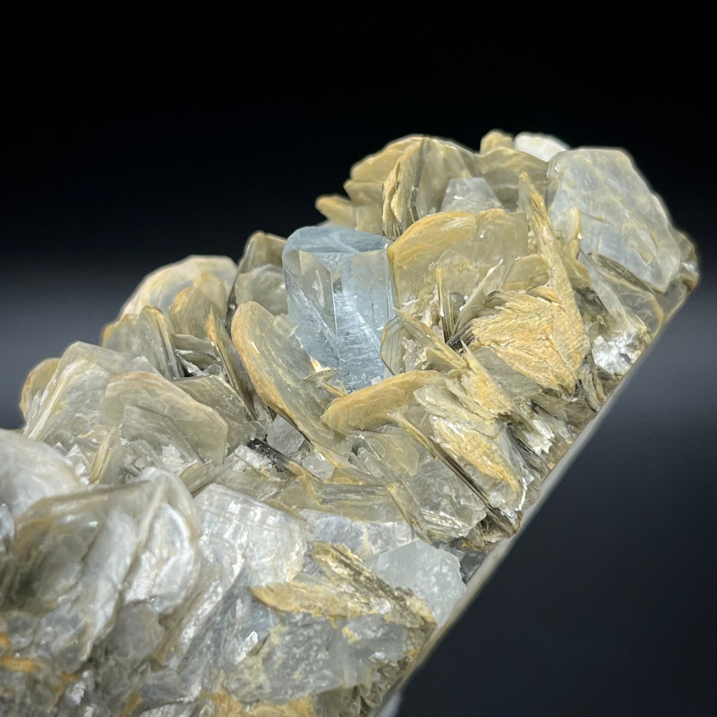 Aquamarine on Matrix