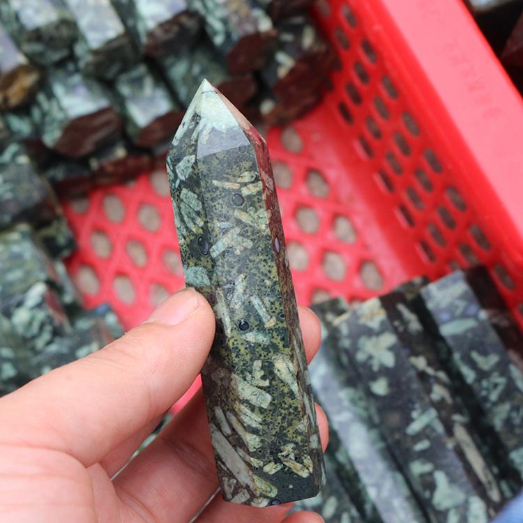 Bamboo Leaf Agate Towers