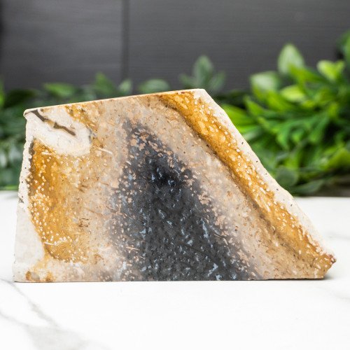 Hackmanite With Ijolite